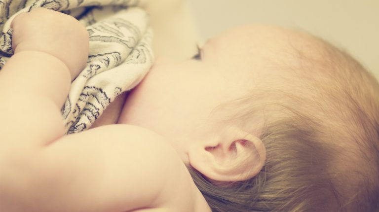 New campaign to stop calling breastfeeding ‘natural’_669bbb3a2dd1d.jpeg
